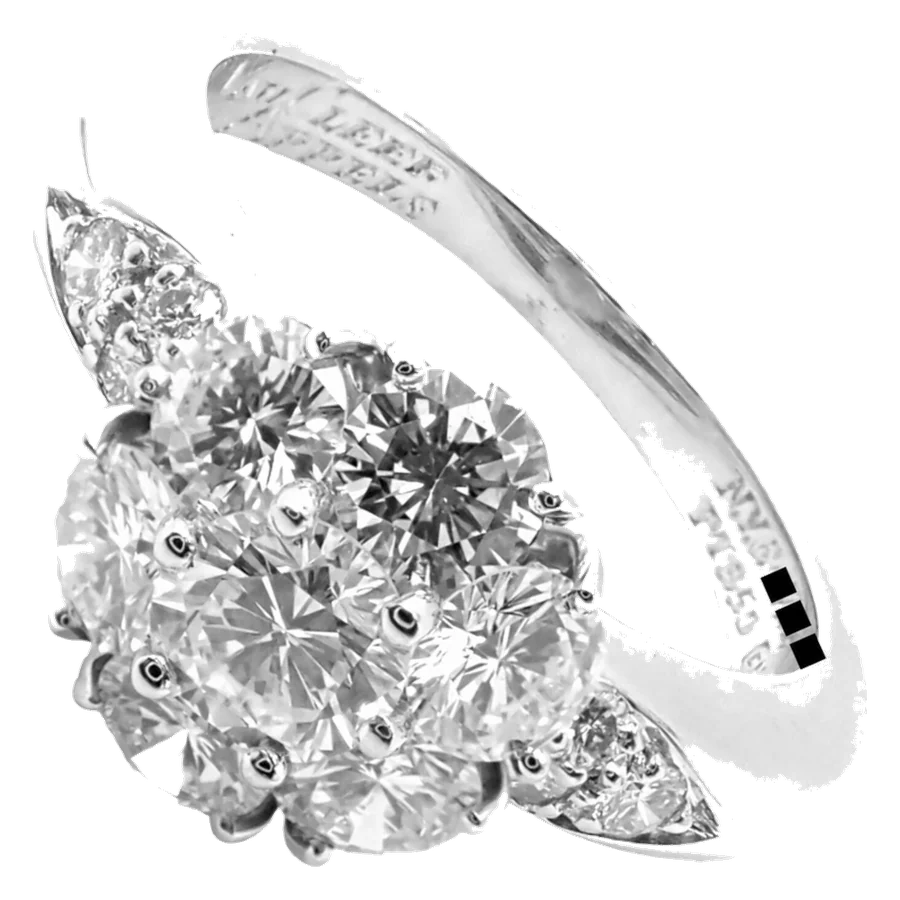 Van Cleef & Arpels Platinum Diamond Fleurette Flower Ring