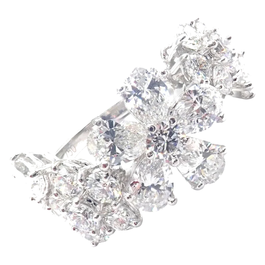 Van Cleef & Arpels Folie des Pres 18k White Gold Diamond Flower Ring